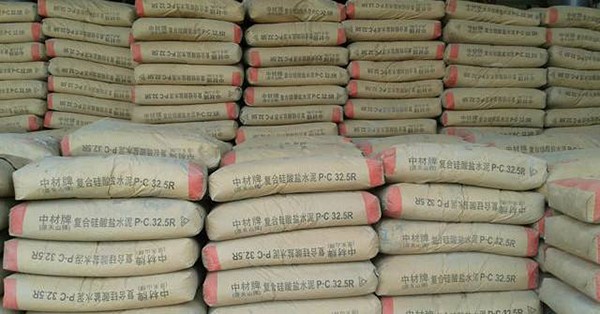 EBS噴碼機應用于水泥包裝袋標識噴印，讓建筑業(yè)完成質(zhì)的飛躍